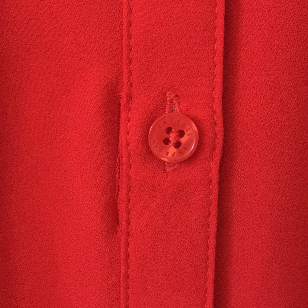 Red express blouse - Picture 3 of 4